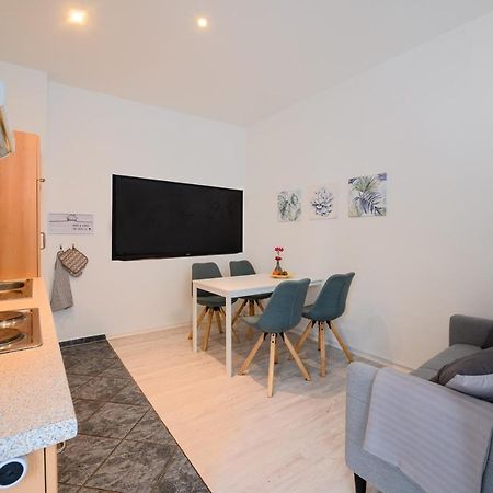 Grosszuegige Wohnung, Top-Lage Auf Dem Werder, Max 4 Personen Maagdenburg Buitenkant foto