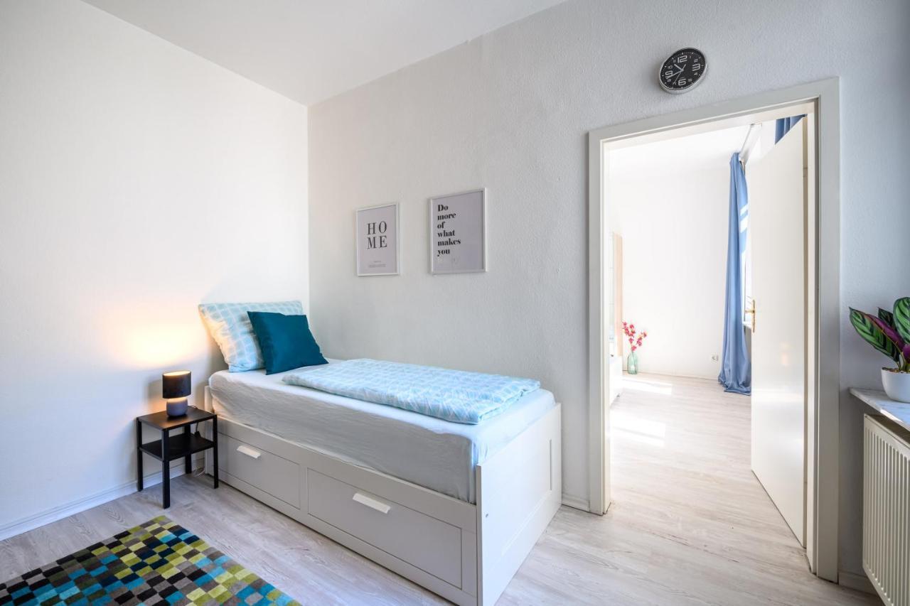 Grosszuegige Wohnung, Top-Lage Auf Dem Werder, Max 4 Personen Maagdenburg Buitenkant foto